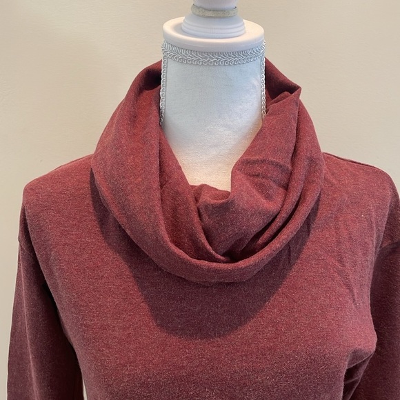 Merona Mauve L/S Pullover with Cowl neckline. EUC - Picture 3 of 7